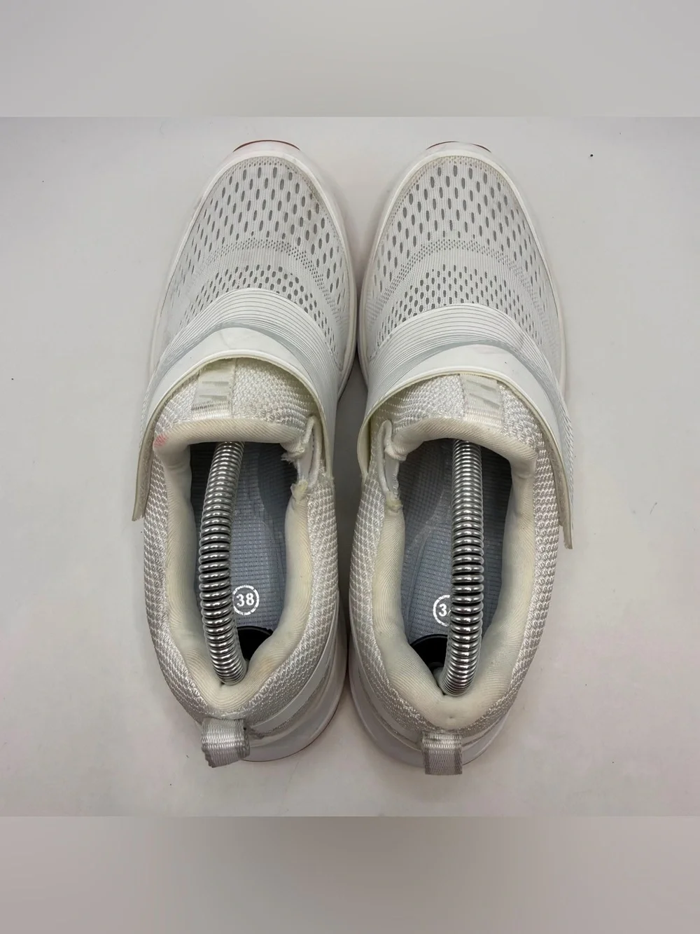N/A white clipless